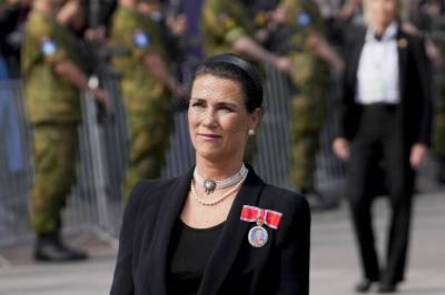 Derfor bærer de kongelige perlesmykker