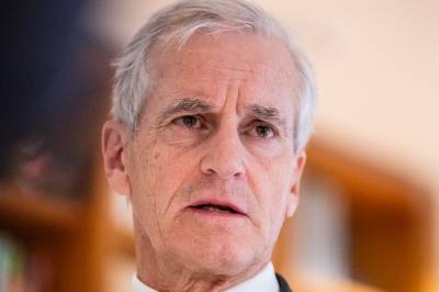 Regjeringen har svart på Epstein-spørsmål