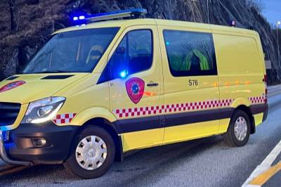 40 meter lang sprekk stenger E39 ved Ålgård