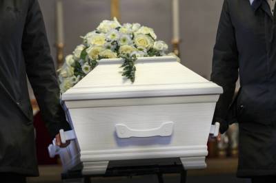 Derfor kan begravelsen bli svært dyr, svært fort