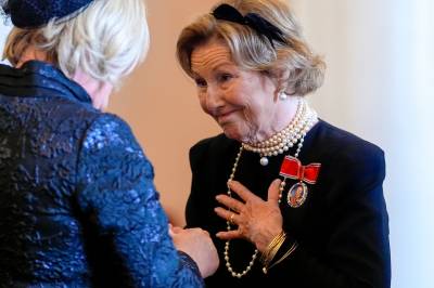 Dronning Sonja nominert til Jenteprisen