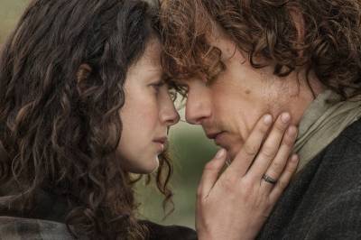 Ti romantiske tittetips