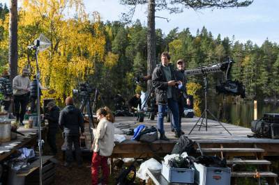 Nå vil de ha statister til Farmen-markedet: - Noen ekstra morsomme talenter eller lokal tilknytning er vi alltid veldig glade i!