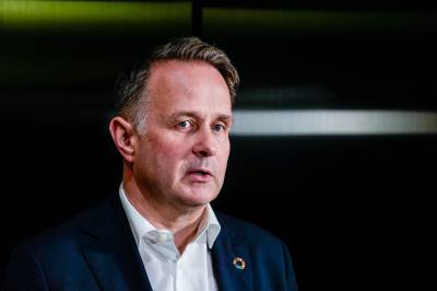 Flygeleder-meklingen fortsetter: – Krevende
