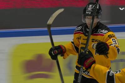 Brian O'Neill med mål mot Linköpings
