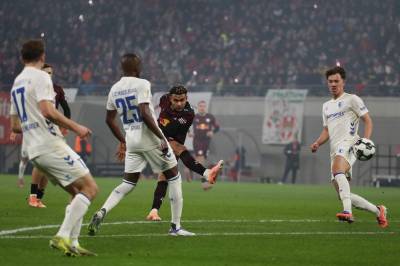 I BREDDEFORMAT: Nusa med kremmerhus: - Dette trengte han