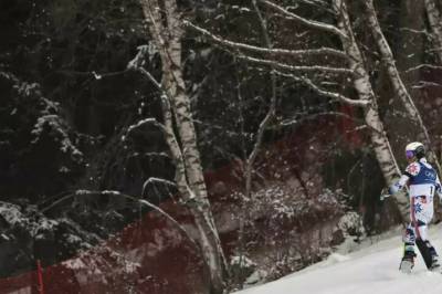 - Har tårer i øynene