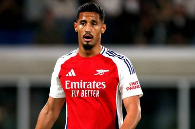 Arsenal og Manchester City fortsetter jakten på Premier League, Manchester United når topp 3