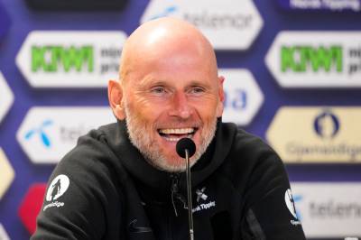 LIVE: Ståle Solbakken møter pressen