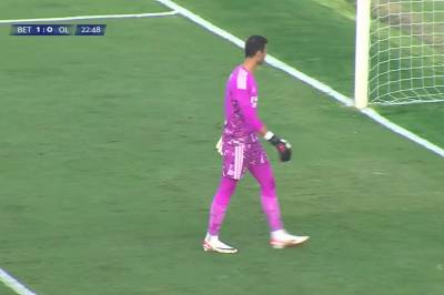 Marc Bartra setter 1-0 mot Olympique Lyon