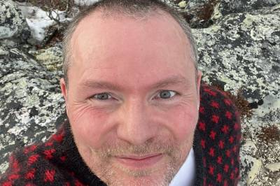 Deler åpent etter bruddet: – Jeg er lykkelig