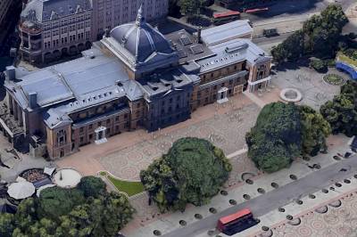 Vurder alternativet «Ny framtid for Nationaltheatret» før det er for sent!