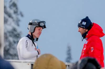 Kombinertløper Andreas Skoglund disket - hadde fire centimeter for stor dress