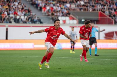 Brann-kollaps i Romania - rotet bort tomålsledelse