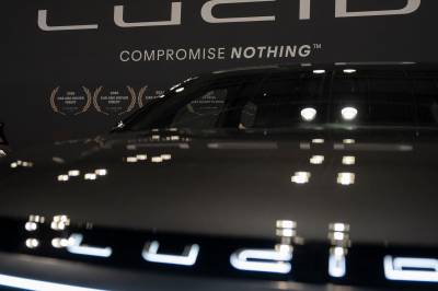 Luksusbilprodusenten Lucid legger ned i Oslo sentrum