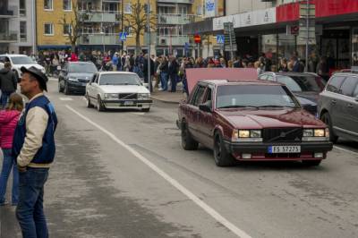 Rigger for påskehandel: I år blir det billigere