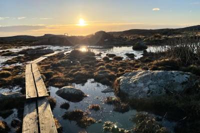 Sol, sol og mer sol, men så snur det: – Kan bli vanskelige kjøreforhold
