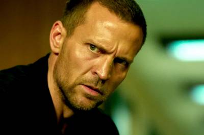 Tobias Santelman får rolle i «The White Lotus»