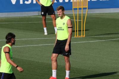 Alexander Sørloth tilbake på treningsfeltet og forbereder seg til Atlético Madrids besøk i Alavés