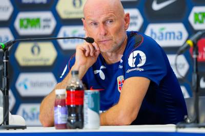Solbakken støtter reklamekritikere: – Veldig enig