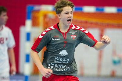 Lillebror Sagosen herjet med Kolstad. Bergen tok første stikk.