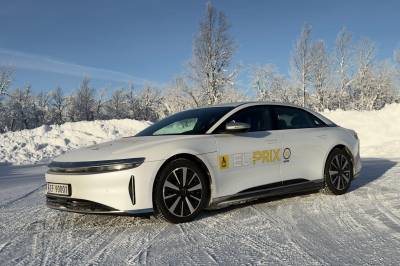 Slik var rekkeviddevinneren Lucid Air å kjøre