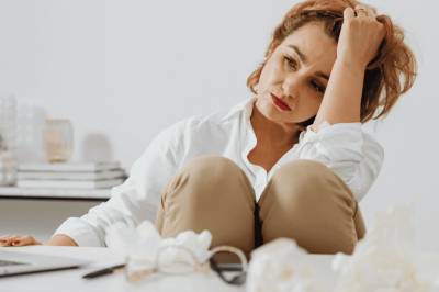 Kommunene trenger flere ansatte. Ukrainske flyktninger trenger jobb. Hvorfor får ikke flere av dem jobb i kommunen?