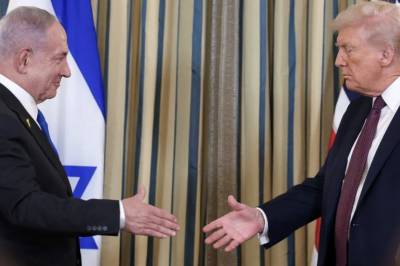 Netanyahu på vei til Florida for møte med Trump