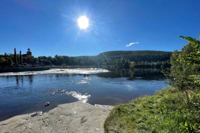 Sommervarmen endelig her? Kongsberg kan bli landets varmeste!