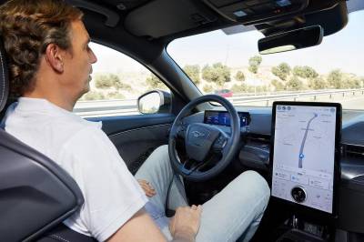 Ford først med selvkjøring i Norge