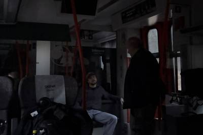 Togkaos mellom Oslo og Göteborg: Passasjerer uten strøm og fungerende toaletter