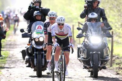 Følg Søren Wærenskjold i Paris-Roubaix: