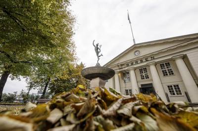 Oslo Børs åpner ned. Mowi styrkes etter tallslipp.