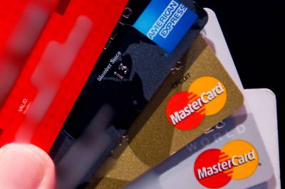 Slik sjonglerer du kredittkortene