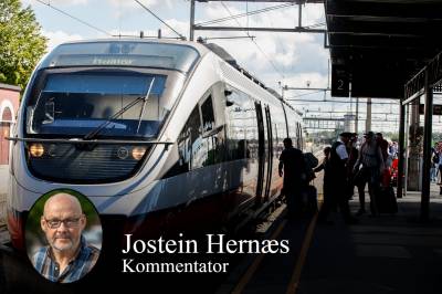 Tilliten synker dypt i våtmarkene sør for Hamar