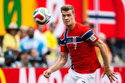 Sørloth kan miste landskamper: – Veldig usikker