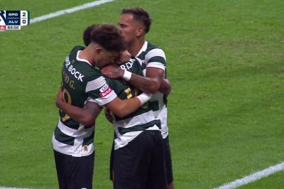 Matheus Mendes med selvmål for Sporting