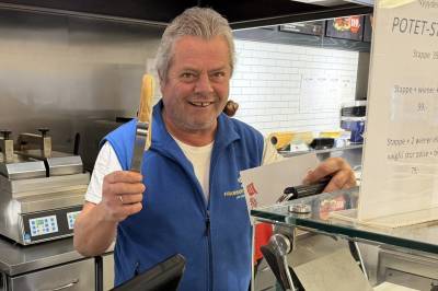 Jarle (63) er byens siste: Bilvask, wienerpølser og poleringstips