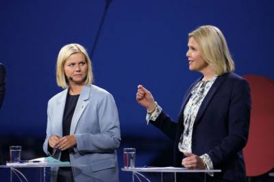 Slakter partitoppenes Listhaug-vingling