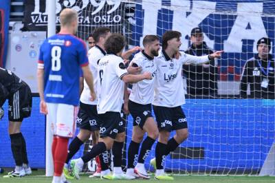 Dramaminutter avgjorde da Viking tok ny seier: – Skulle vært utvist