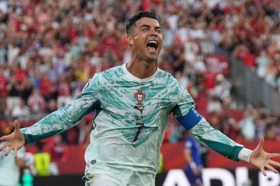 Portugal videre etter utrolig overtidsdrama – Ronaldo historisk