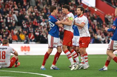 Sæter havnet i klammeri: – I ferd med å bikke over