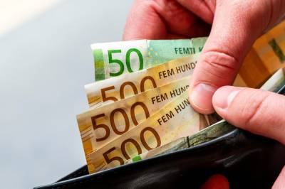 Ekspertenes tips: - Sitt stille i båten