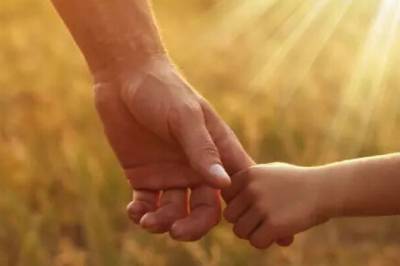 Ny rapport om barnevern: Store negative konsekvenser for barn som må flytte ofte