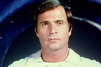 Deler melding etter sin død