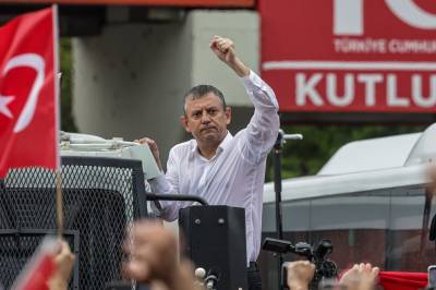 Motstand i autokratenes tid