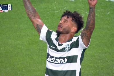 Scoring for Luis Javier Suarez