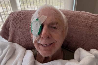 Ric Flair deler bilde etter dramatisk fall