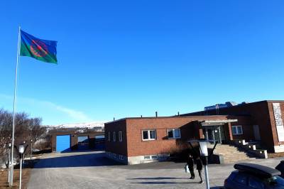 Ta avel baxtalo tumaro djes – Gratulerer med dagen, romer