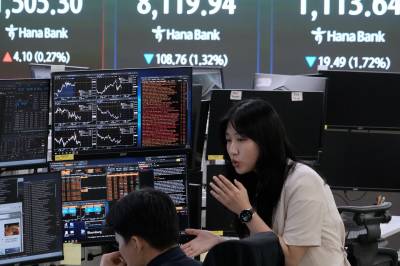 Asia-børser faller etter Iran-angrep – Fed-topp advarer: – Et klassisk stagflasjonssjokk